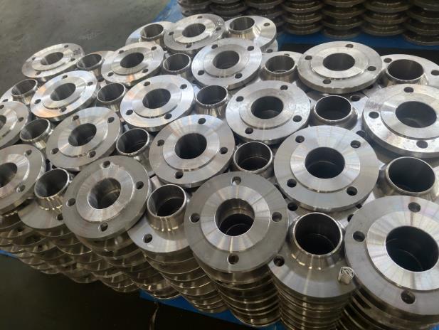 Гаряча розпродаж! Ласкаво просимо до замовлення DIN2632 PN10 RF Weld Neck Flange Вуглецева сталь A105 S235JR!